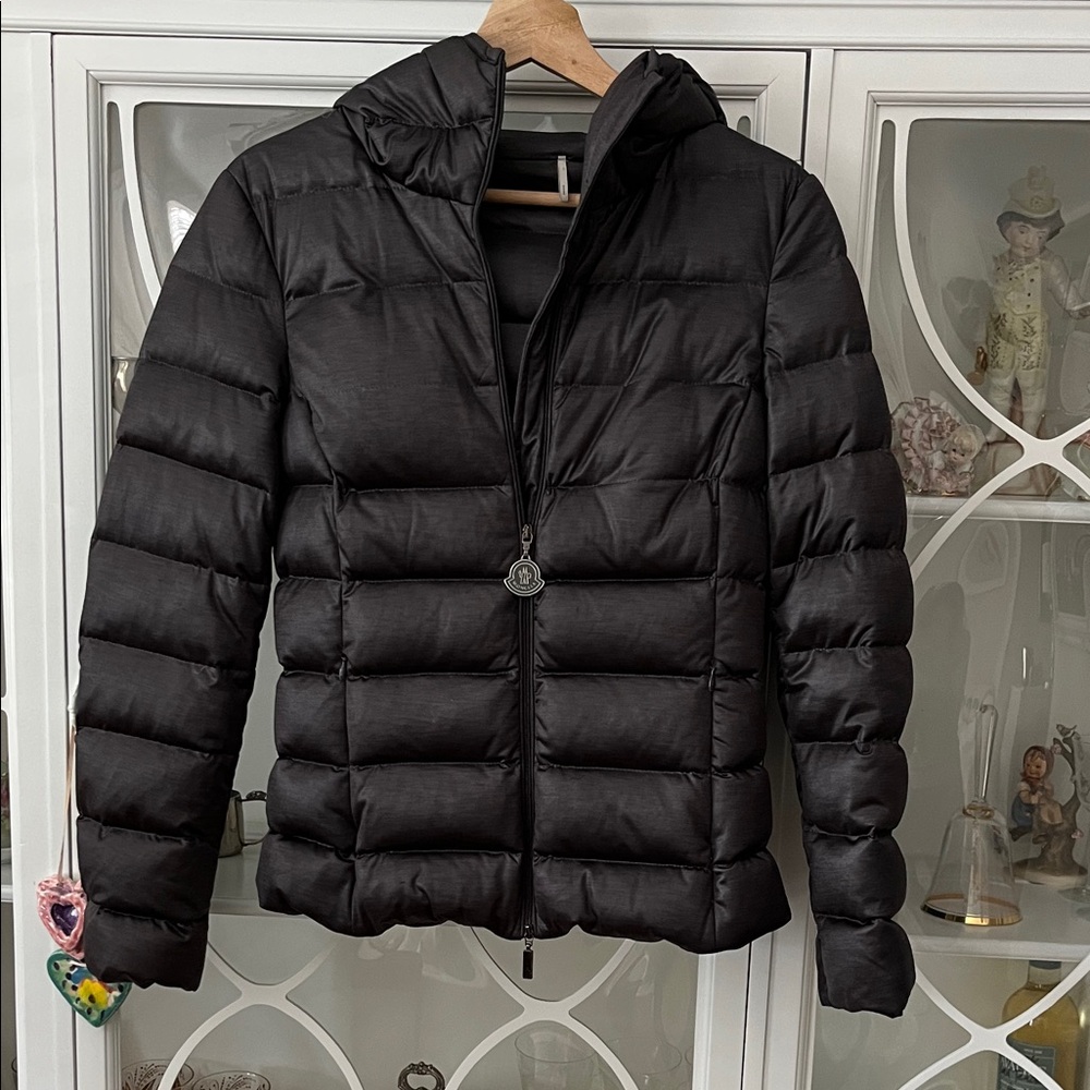 Moncler chic Black Puffer Jacket